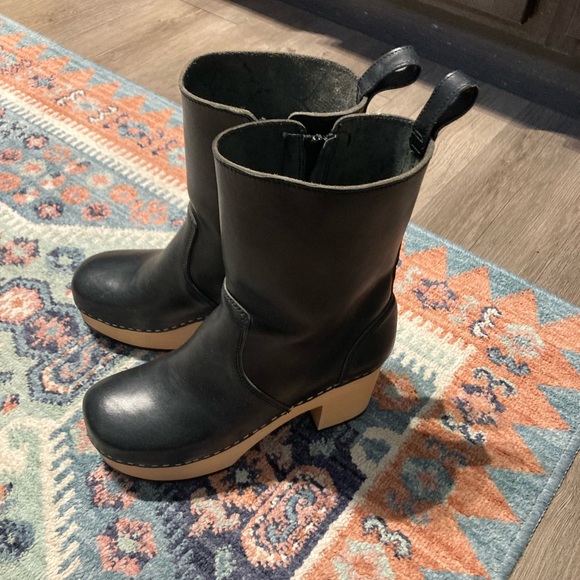 Hasbeens tall plain leather boots EUC - Picture 2 of 10